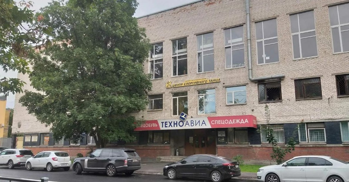 фасад дома, здание по адресу г Санкт-Петербург, ул Курляндская, д 44